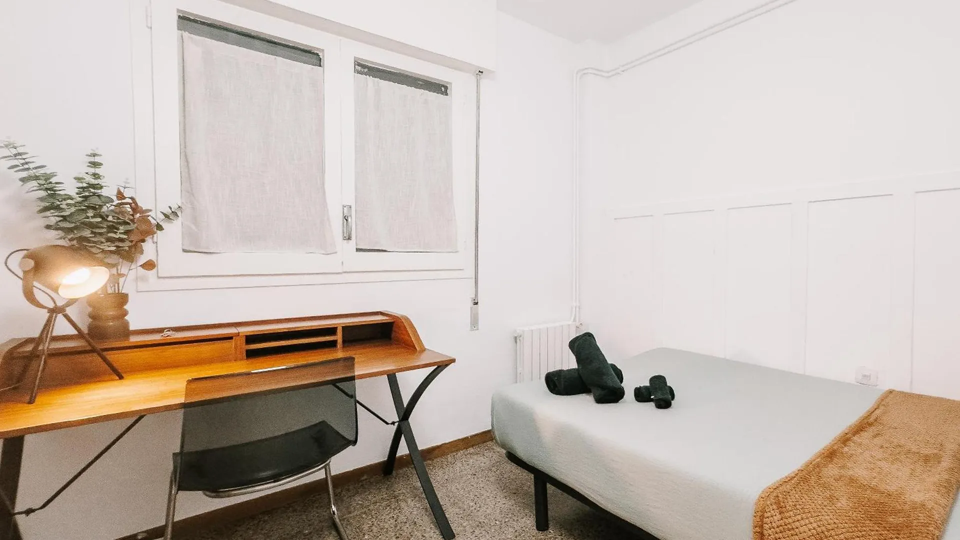 Lovely Rooms In Shared Apartment Gracia Neighborhood Barcelone Espagne
