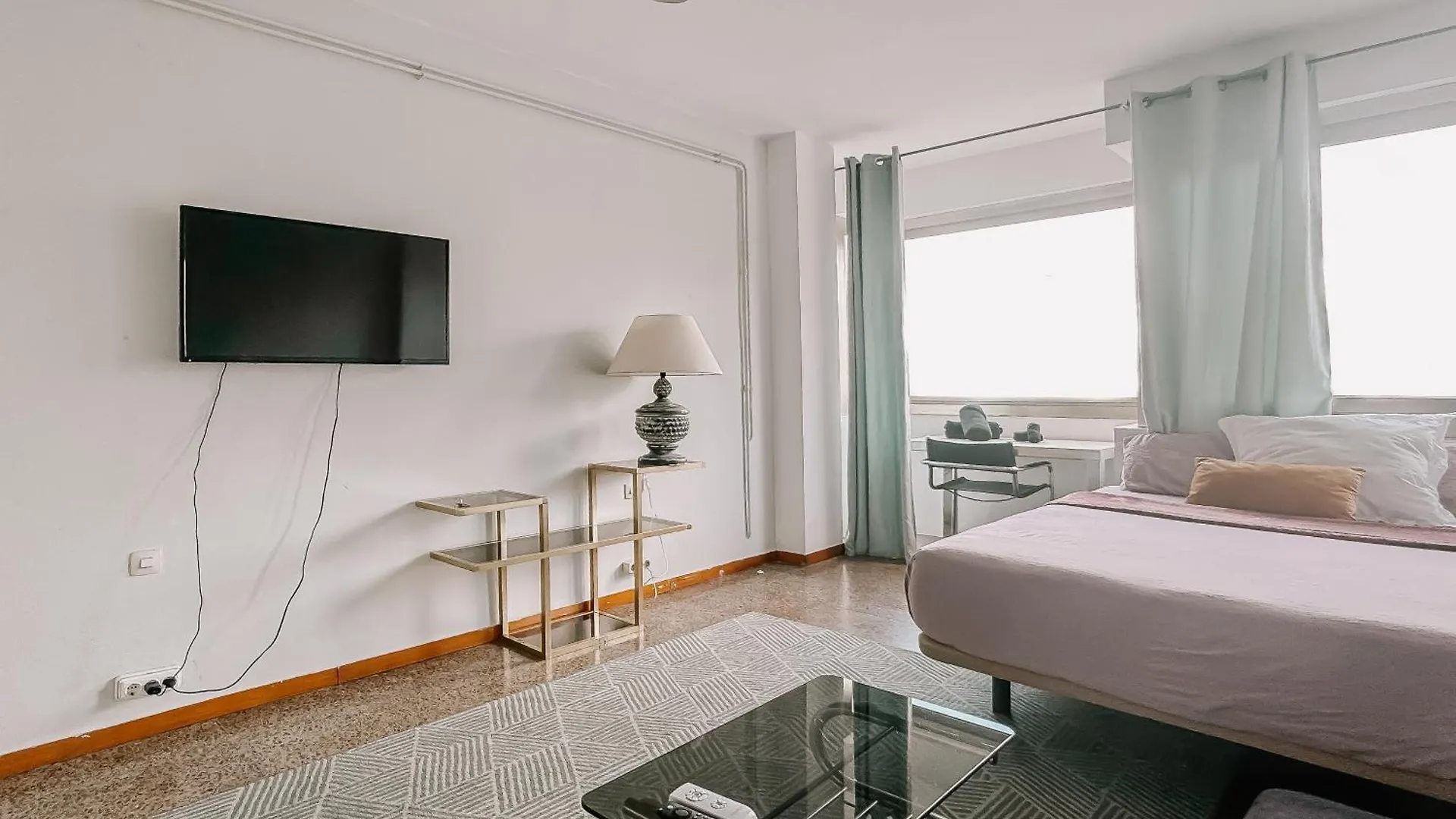 Lovely Rooms In Shared Apartment Gracia Neighborhood Barcelone 0*,  Espagne