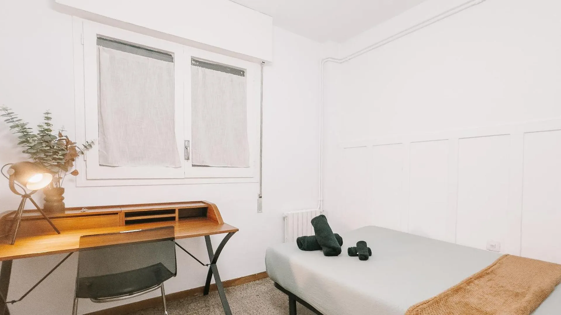Lovely Rooms In Shared Apartment Gracia Neighborhood Barcelone Espagne